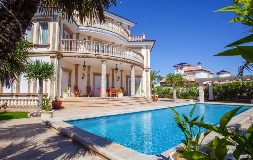 Sale - Villa - Cabo Roig