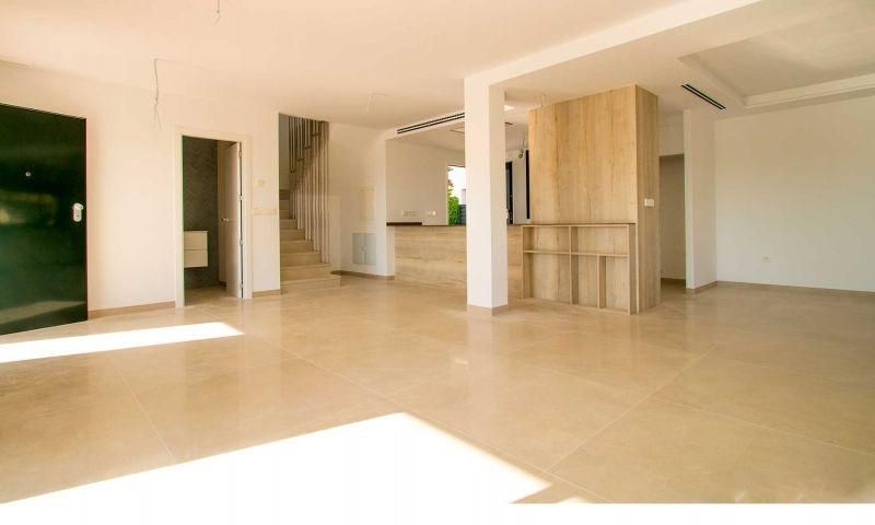 Nueva construcción  - Villa - La Marina