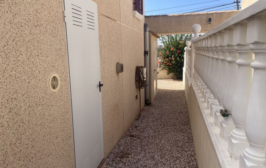 Sale - Villa - Algorfa