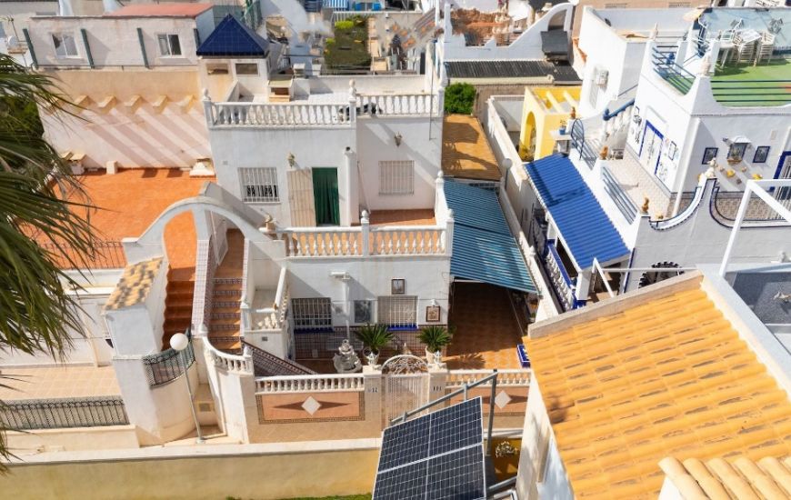 Sale - Adosado - Torrevieja