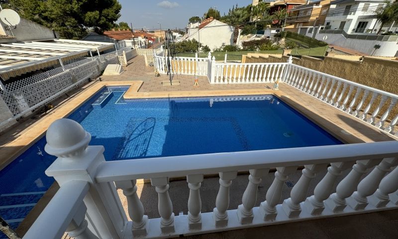 Sale - Villa - Los Balcones