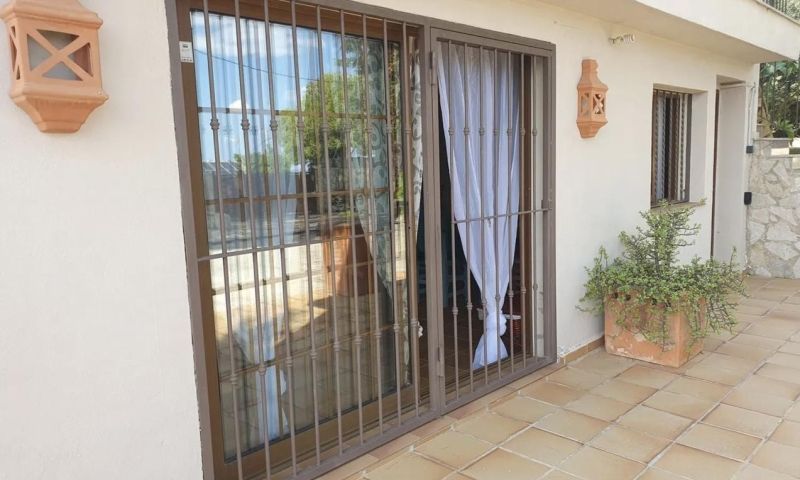 Sale - Villa - Alberic