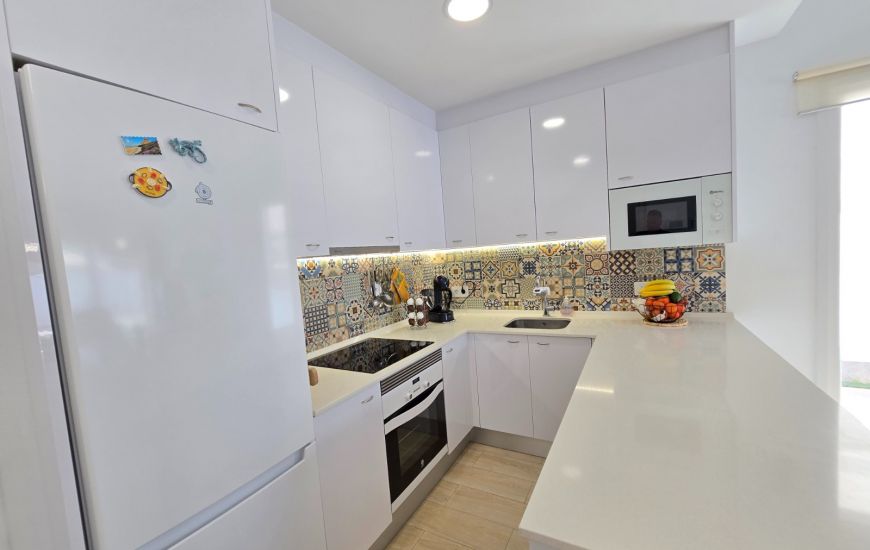 Sale - Villa * - Pilar de la Horadada *