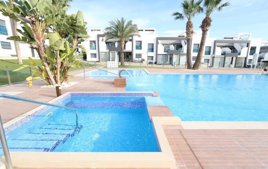 Sale - Bungalow - Orihuela Costa