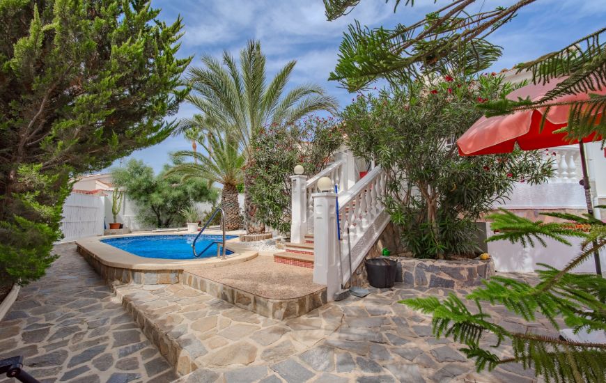 Sale - Villa - Ciudad Quesada
