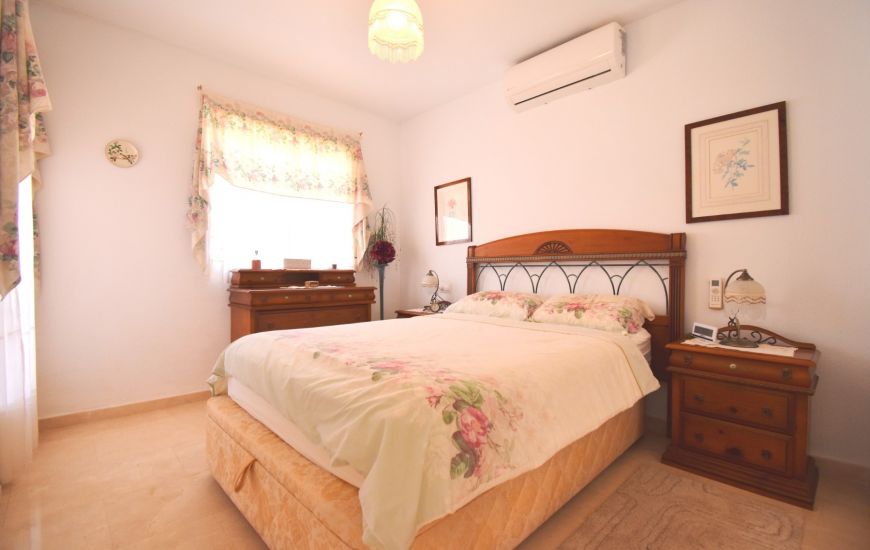Sale - Villa - Orihuela Costa