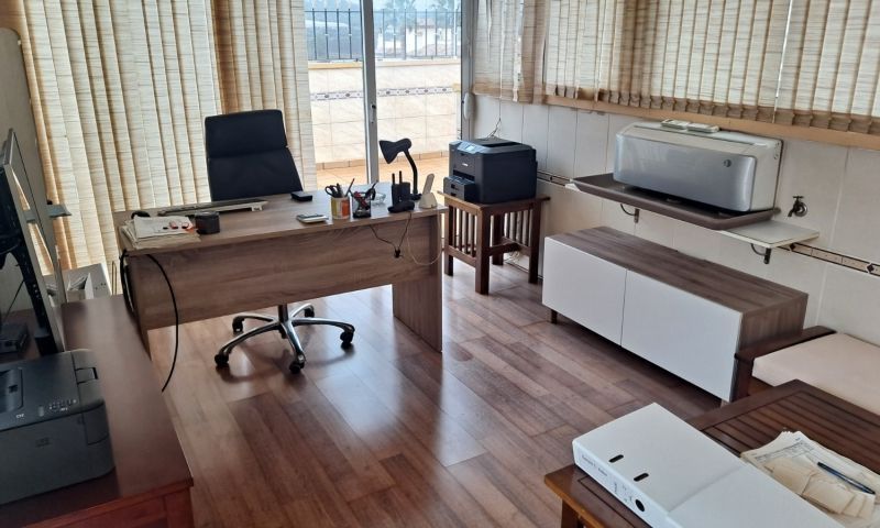 Sale - Villa - Hondón de las Nieves