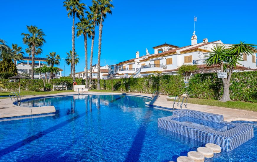 Sale - Ground floor apartment - Pilar de la Horadada