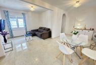 Sale - Villa - Villamartin