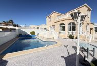 Sale - Villa - Villamartin