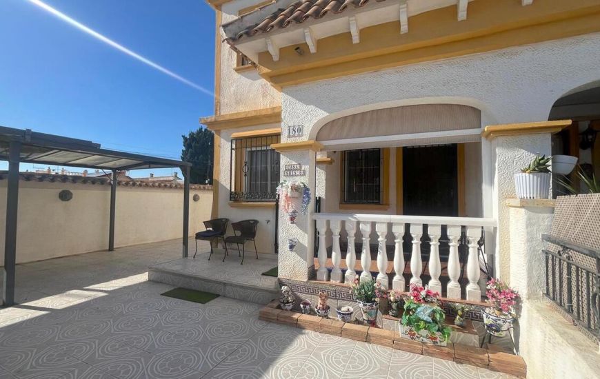 Sale - Rijtjeshuis - Torrevieja