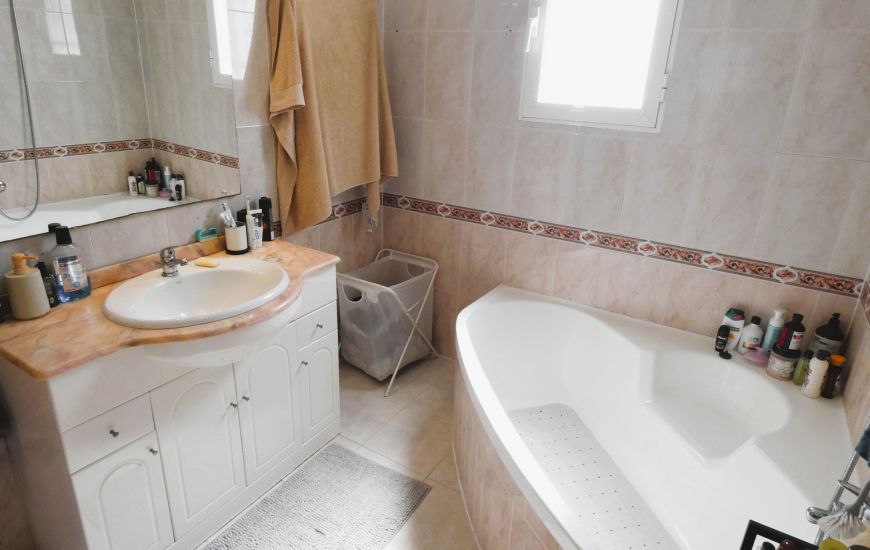 Sale - Semi Detached - Torrevieja