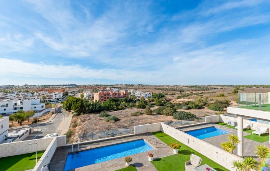 Sale - Villa - Villamartin