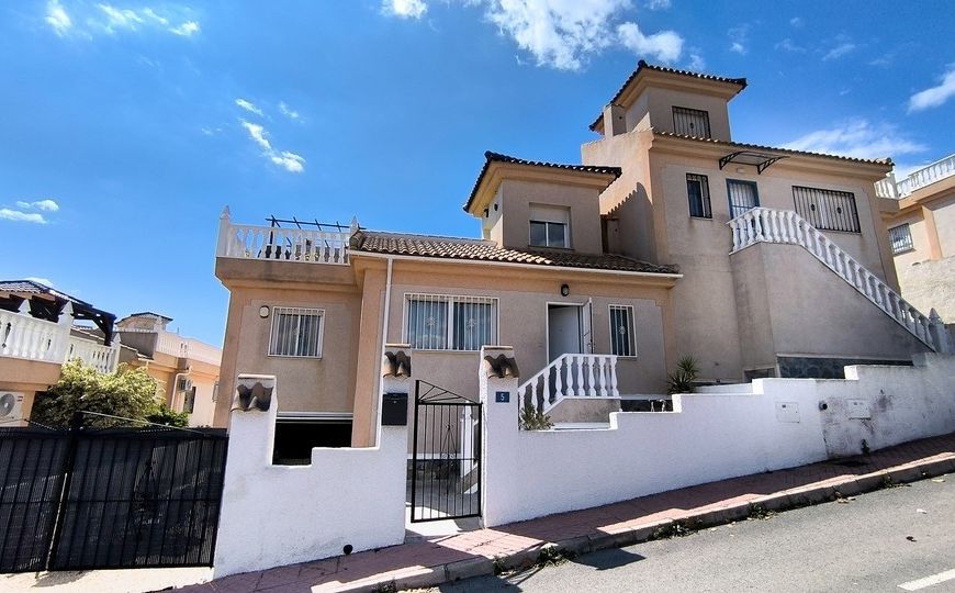 Sale - Half Vrijstaand Huis - Ciudad Quesada