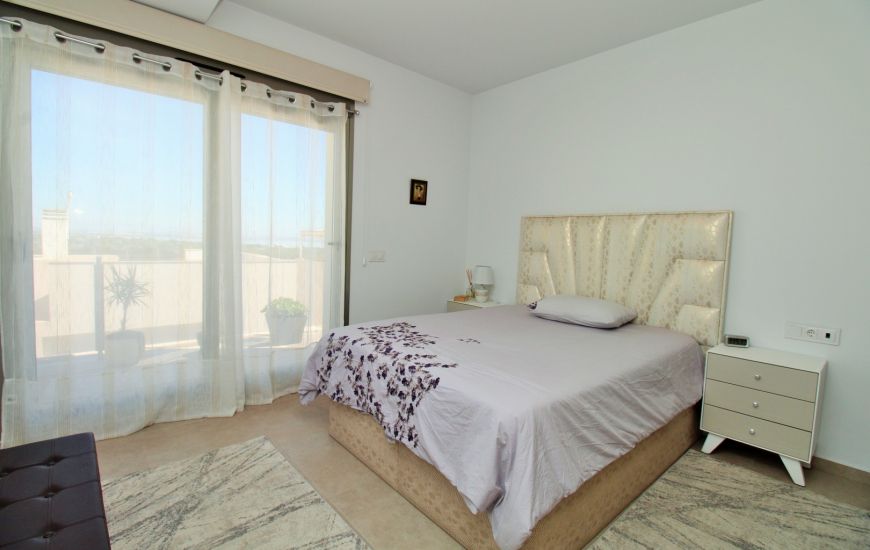 Sale - Villa - Villamartin