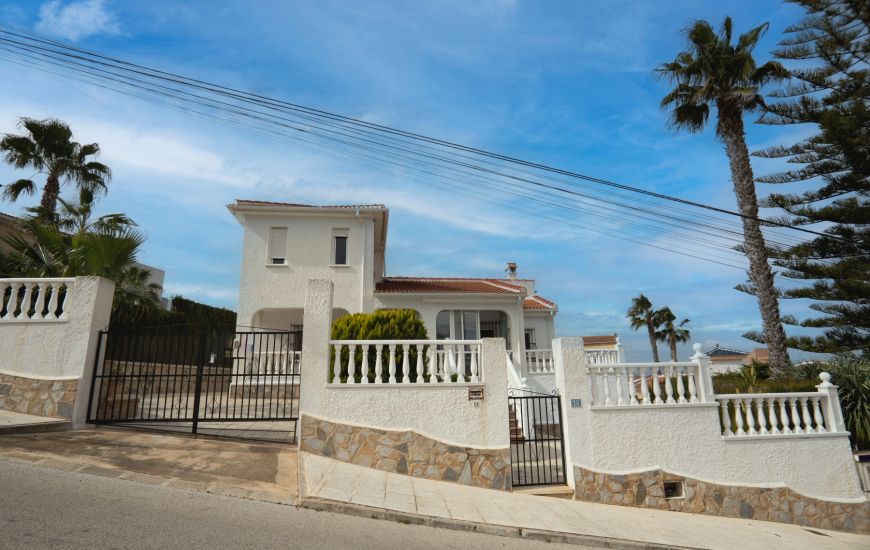 Sale - Villa - Ciudad Quesada