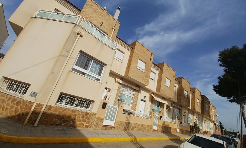 Venta - Duplex - Los Montesinos