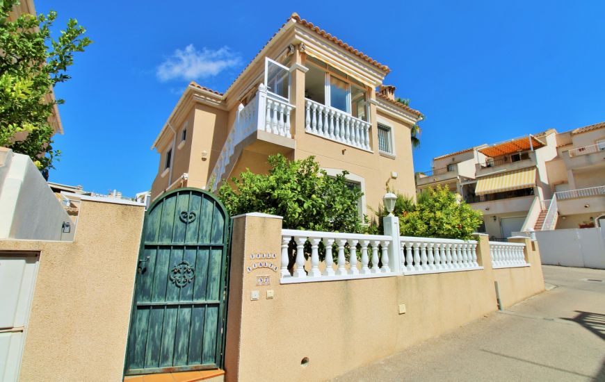 Venta - Villa - Villamartin