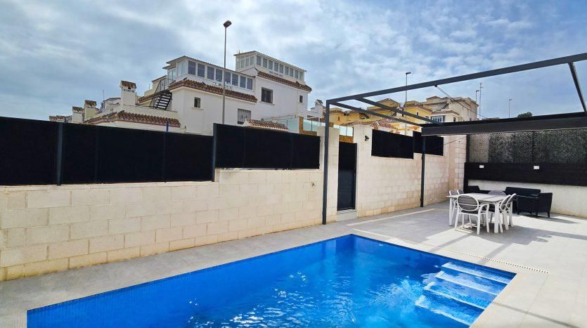 Sale - Villa - Orihuela Costa