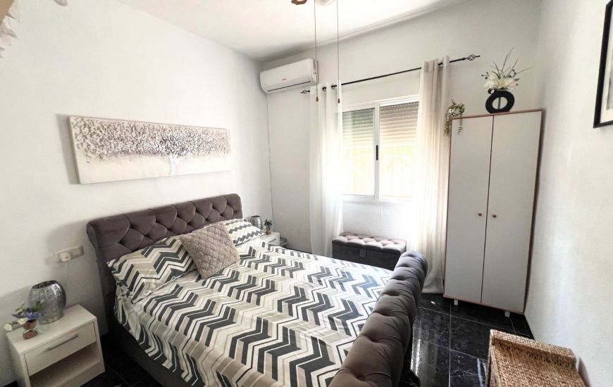 Sale - Villa - Hondon de los Frailes