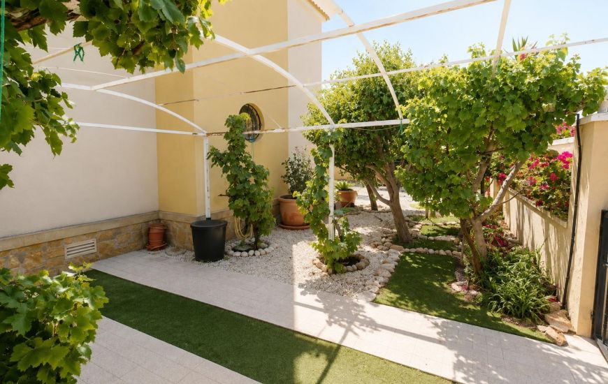 Sale - Apartments - Orihuela Costa