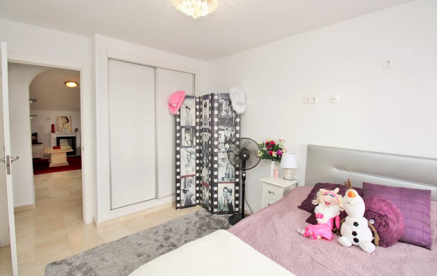 Sale - Townhouse - Villamartin