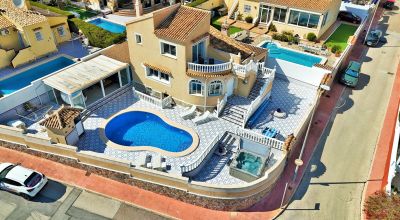 Villa - Sale - Villamartin - Villamartin