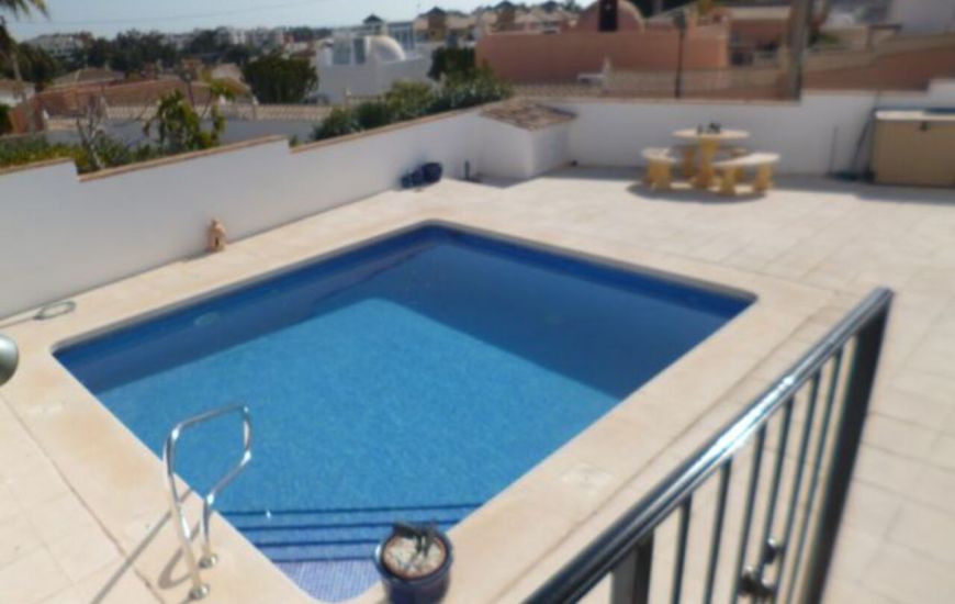Sale - Villa - Villamartin