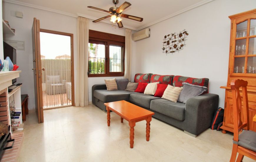 Sale - Rijtjeshuis - Villamartin