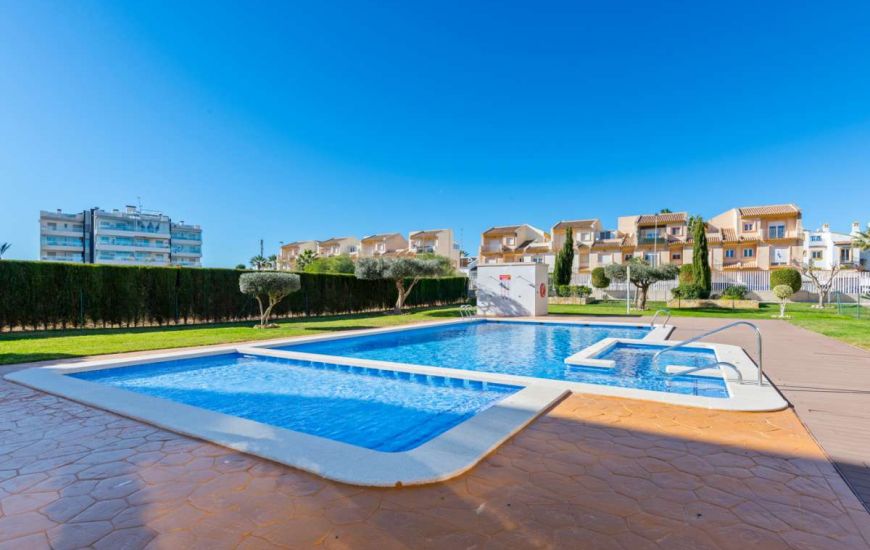 Sale - Apartments - Villamartin