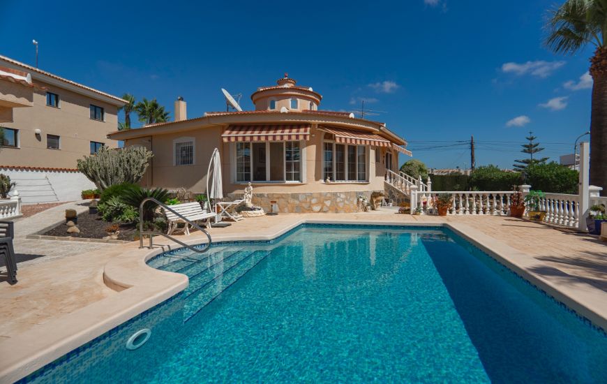 Sale - Villa - Ciudad Quesada