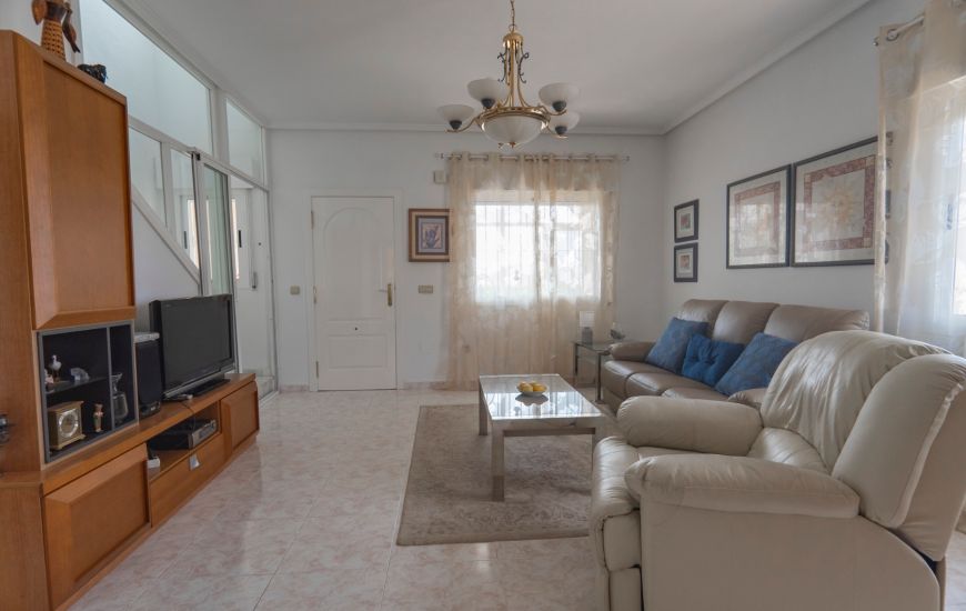 Sale - Half Vrijstaand Huis - Ciudad Quesada