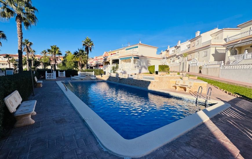 Sale - Rijtjeshuis - Benijófar - 