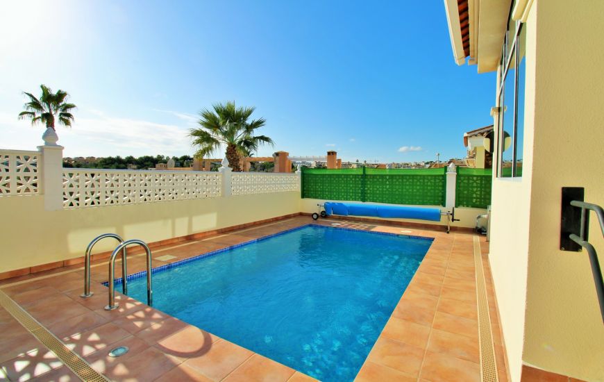 Sale - Bungalow - Villamartin