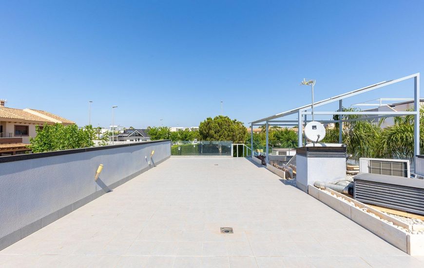 Sale - Villa - Pilar de la Horadada