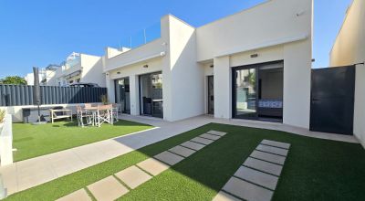 Villa - Sale - Pilar de la Horadada - Pilar de la Horadada