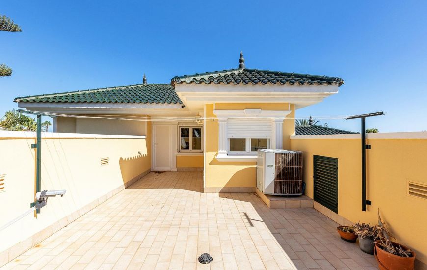 Sale - Villa - Torrevieja