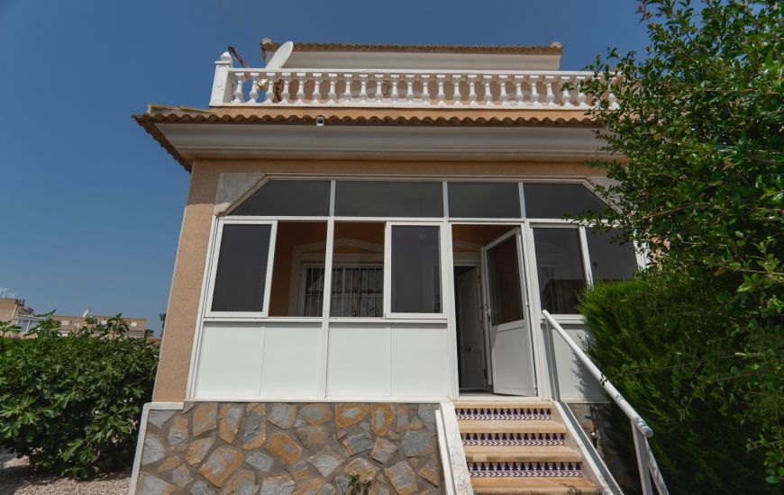 Sale - Half Vrijstaand Huis - Ciudad Quesada