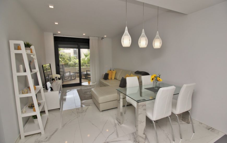 Sale - Apartments - Villamartin