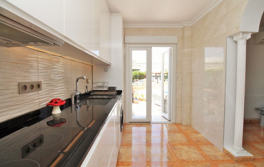 Sale - Apartments - Villamartin