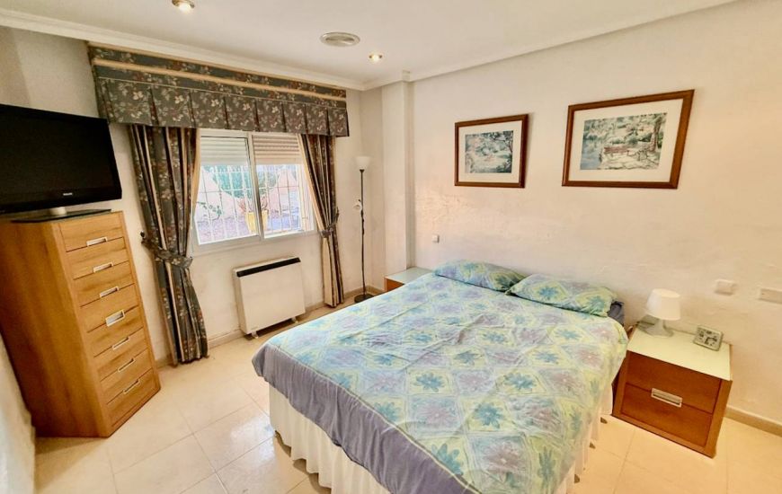 Sale - Villa - Benferri