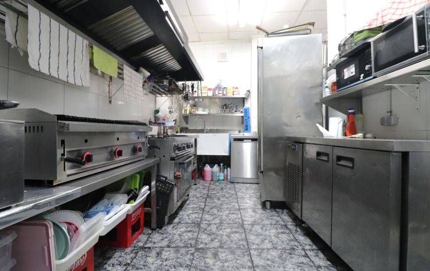 Sale - Commercieel - Catral