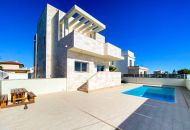 Sale - Villa - La Zenia