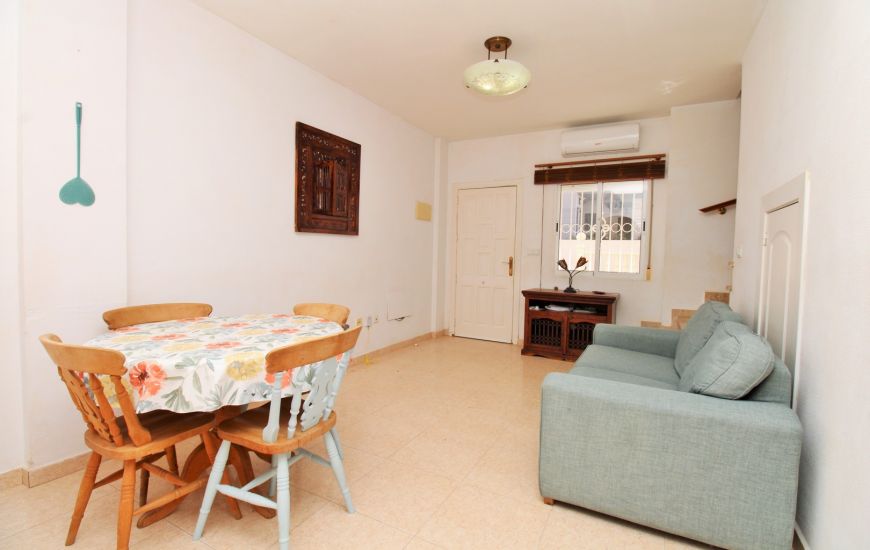 Sale - Rijtjeshuis - Villamartin