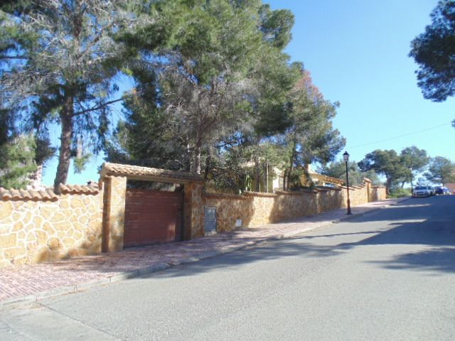 Sale - Villa - Las Filipinas