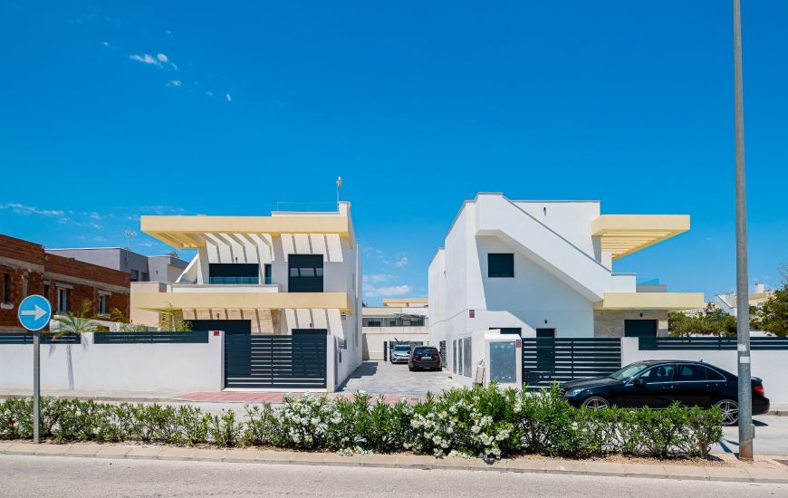 Sale - Villa - Los Montesinos - 