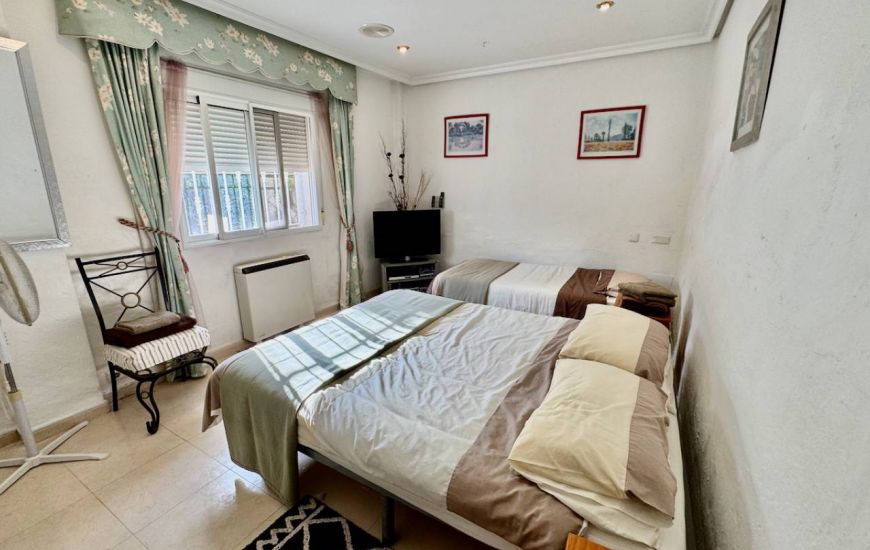 Sale - Villa - Benferri
