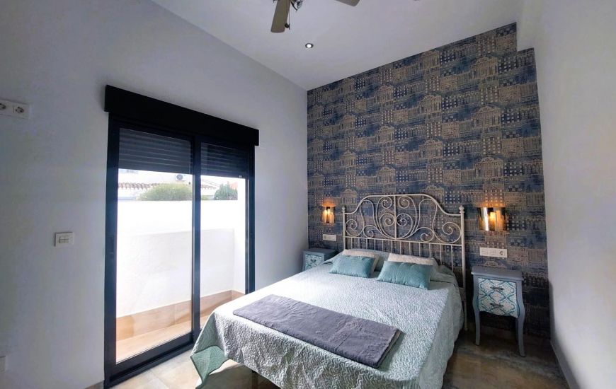 Sale - Villa - Pilar de la Horadada