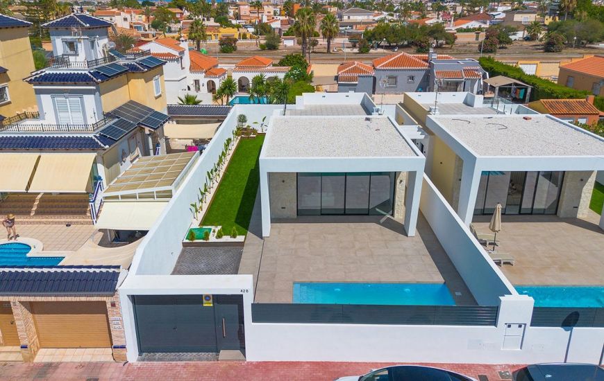 Venta - Villa - Torrevieja