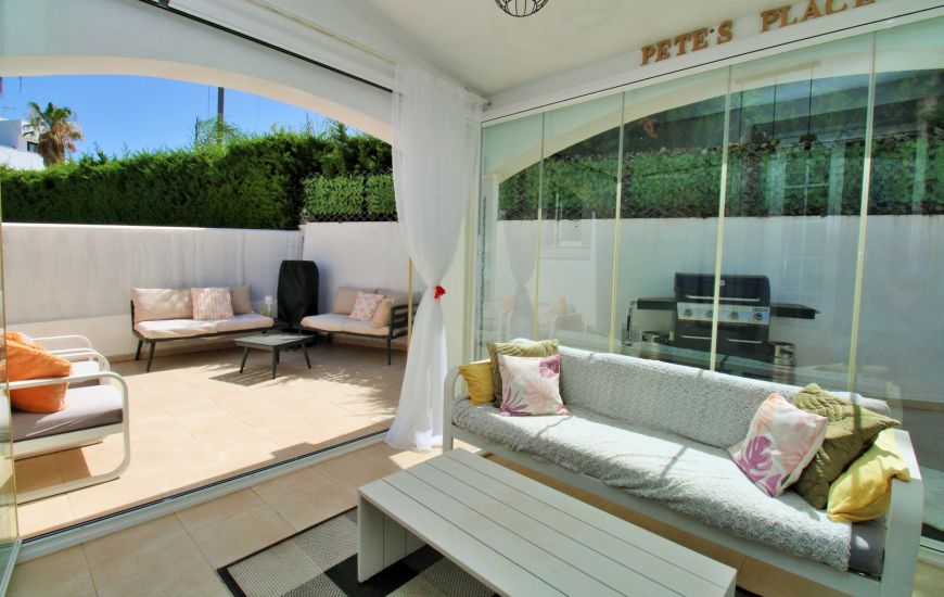 Sale - Villa - Villamartin